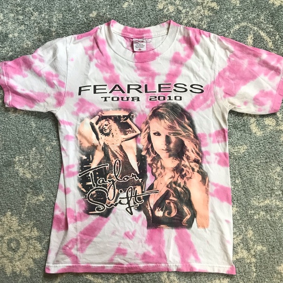 Tops - Taylor Swift • Unofficial Fearless Tour T-Shirt